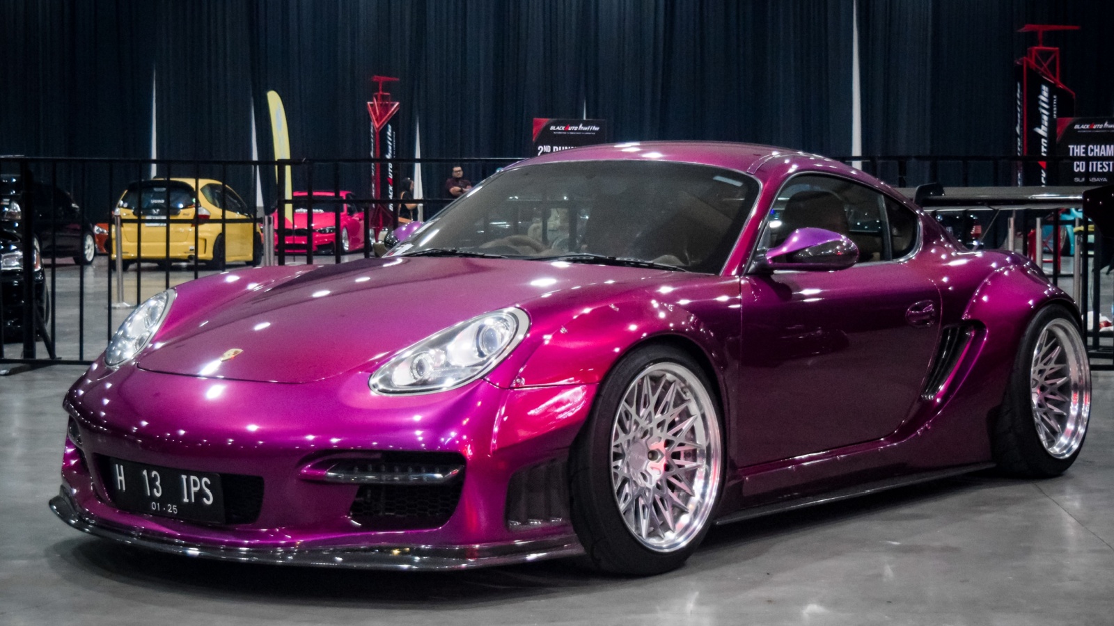 Porsche Cayman 987 at display