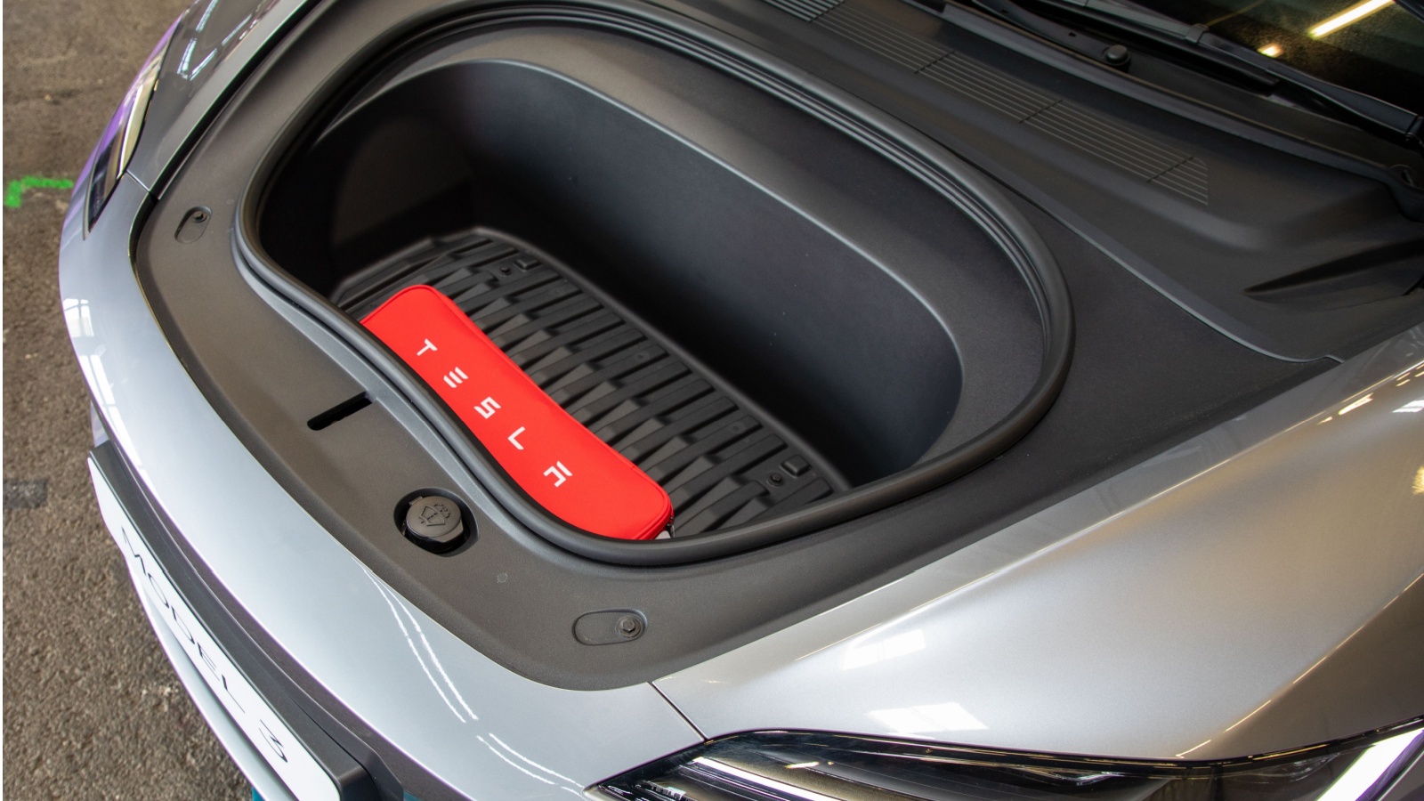 Tesla Model 3 frunk