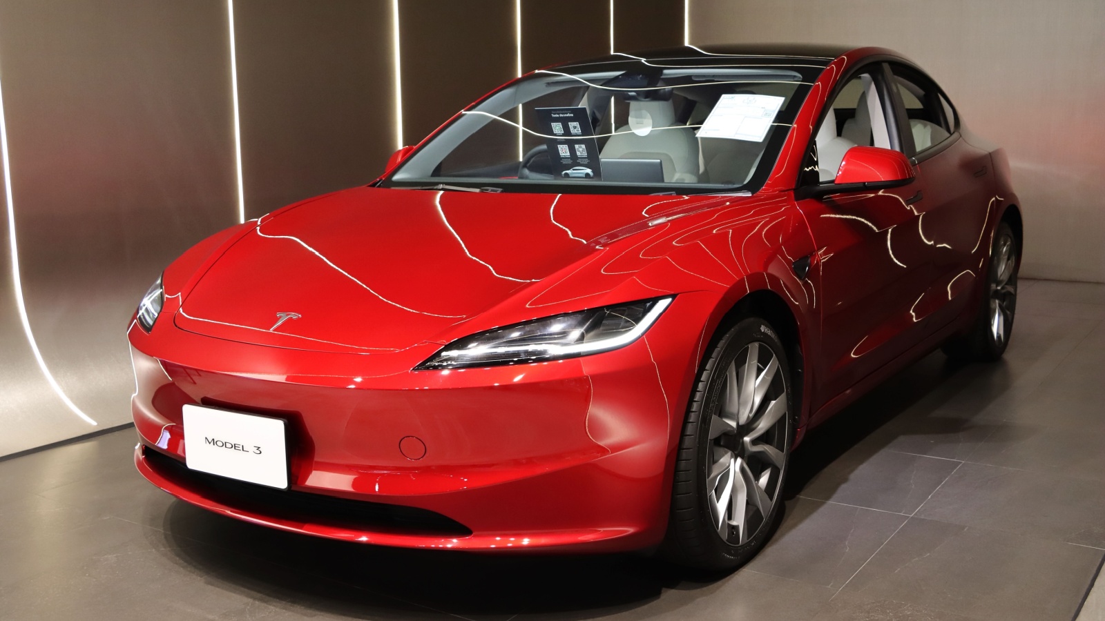 The new 2025 Tesla model 3