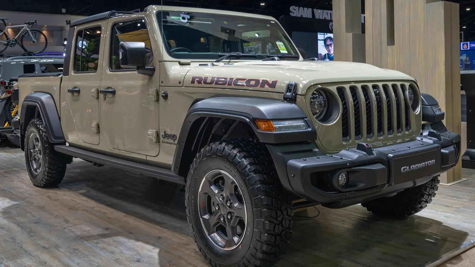 New jeep 4x4