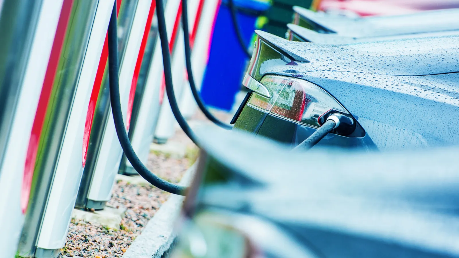 Charging electric vehicles  