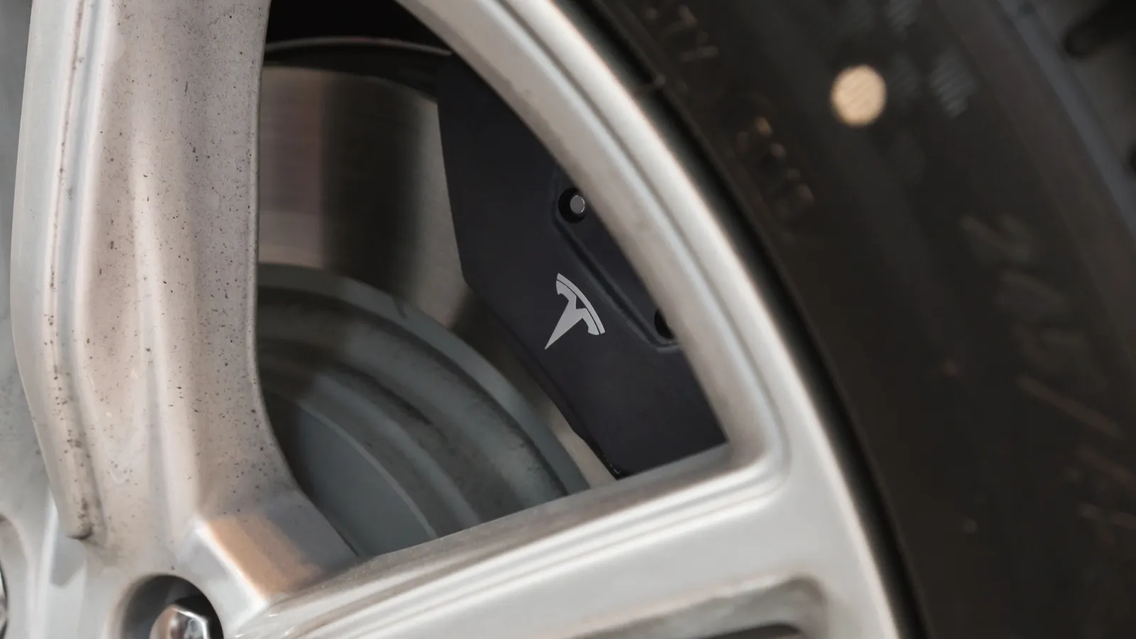 Tesla wheels and brake caliper