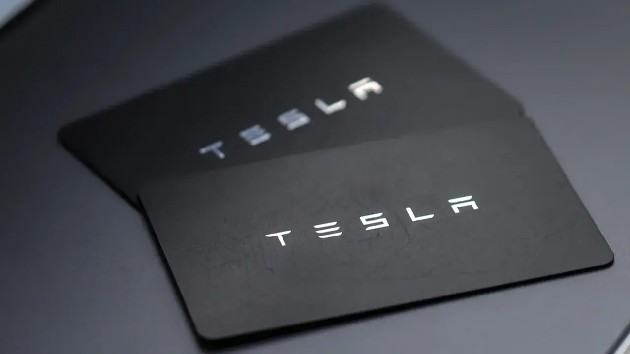 Tesla vehicle electric key cards