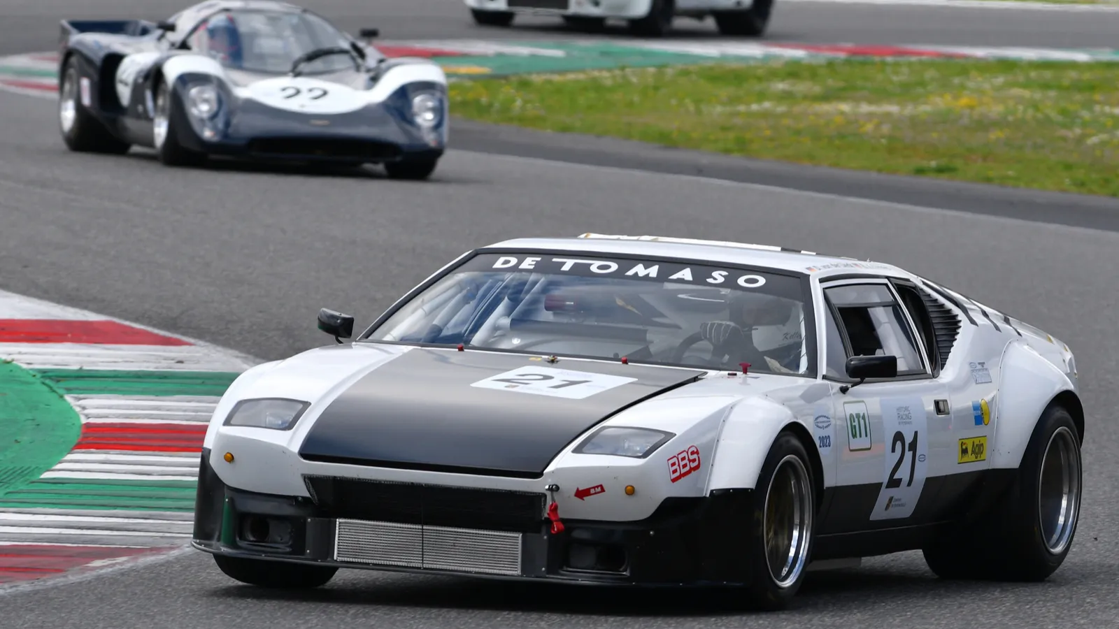 De Tomaso Pantera GR. iv on track