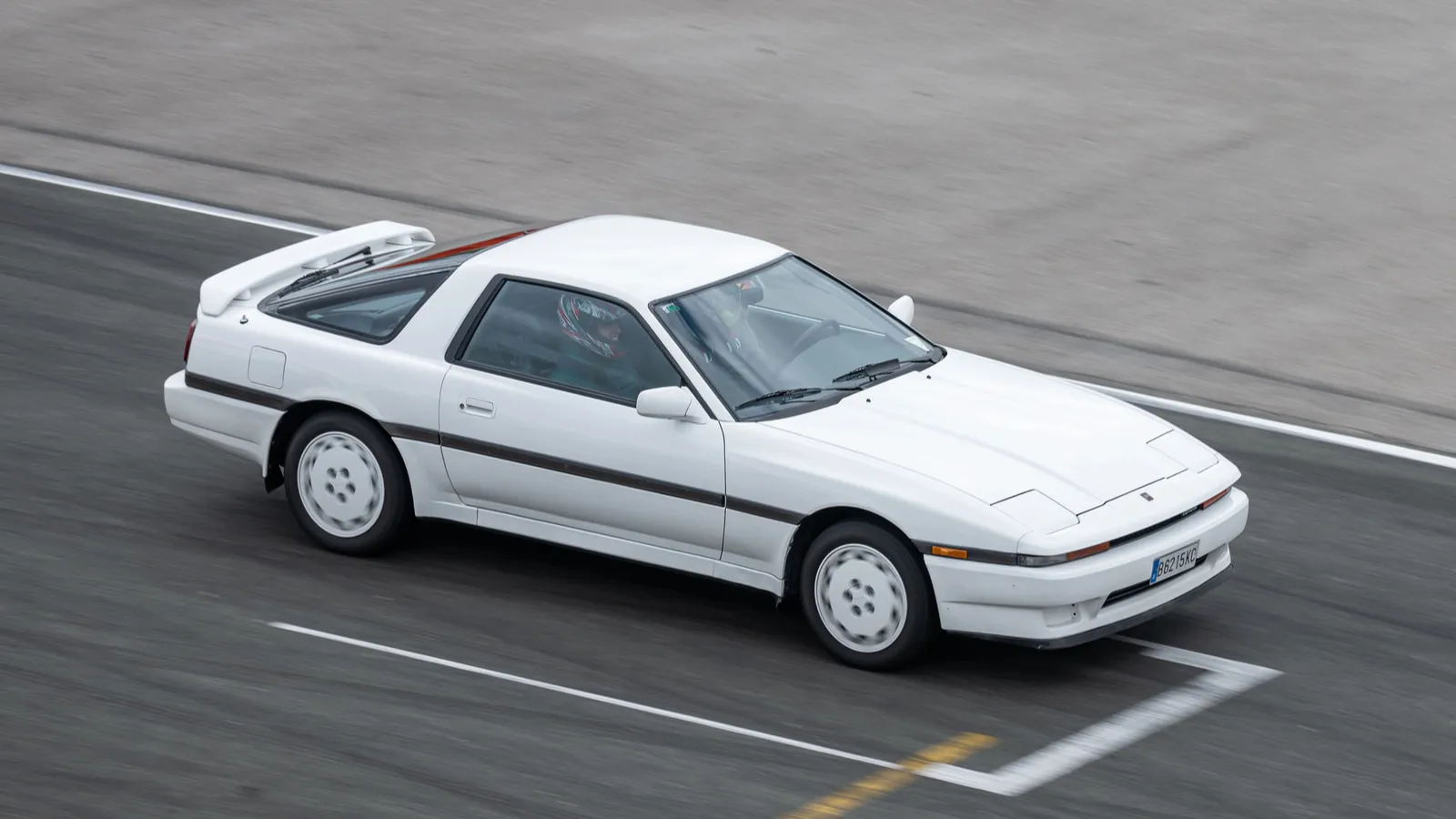 Toyota Supra its an a70 mk3