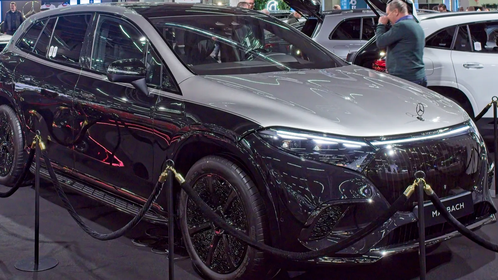 Mercedes EQS SUV Maybach  